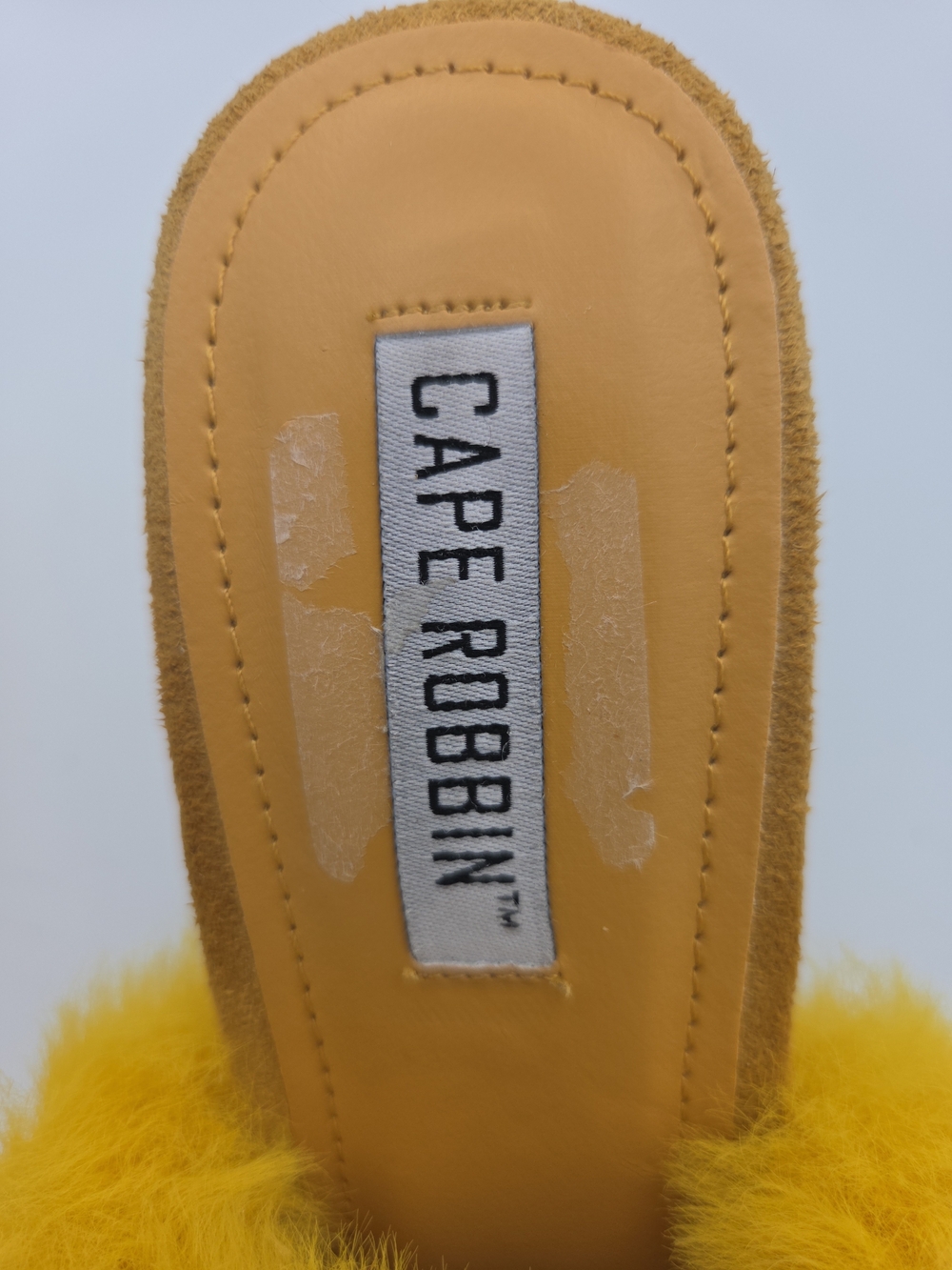 Cape Robbin Yellow Fuzzy Slide Mules Size 8 - Picture 11 of 12